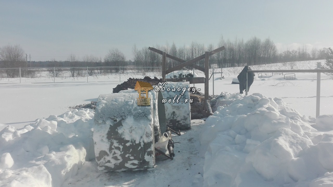 Выкопать колодец в деревне Дятлово